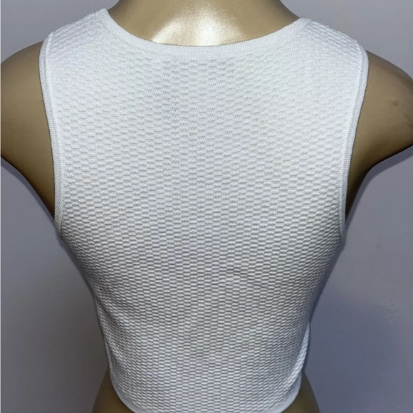 Elizabeth and James 5F Bergdorf Goodman sleeveless cropped stretch top Small - Picture 3 of 4